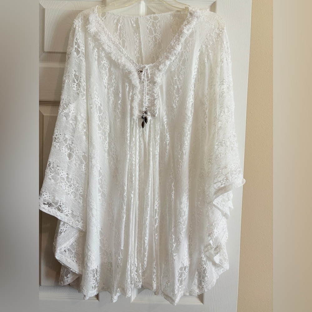 ONE WORLD White Lace Women's Blouse
